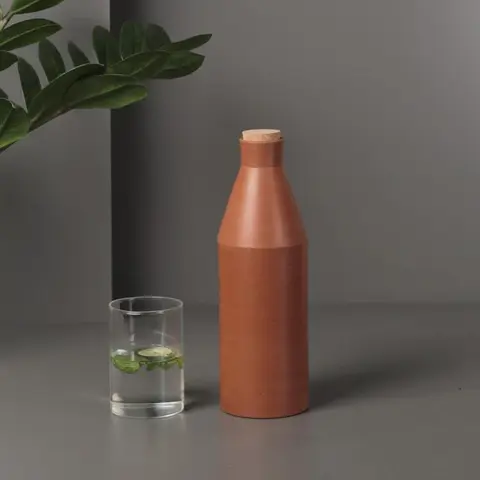 Earthen Bottle (500 ml)